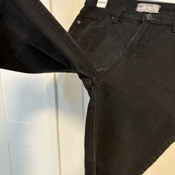 Free People Skinny Jeans Womens Size 29 Black Denim Mid Rise - Picture 4 of 7